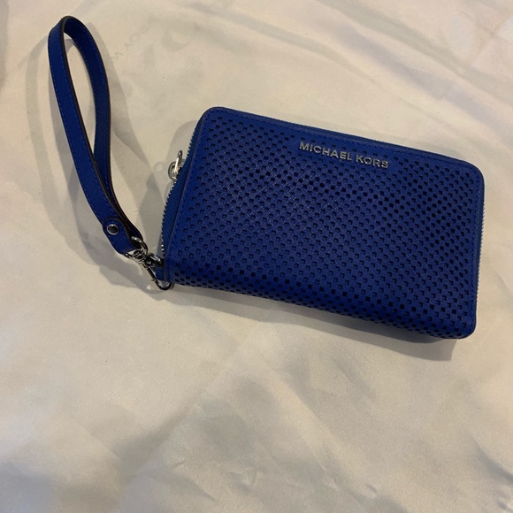 Jet Set wristlet wallet - Picture 2 of 3